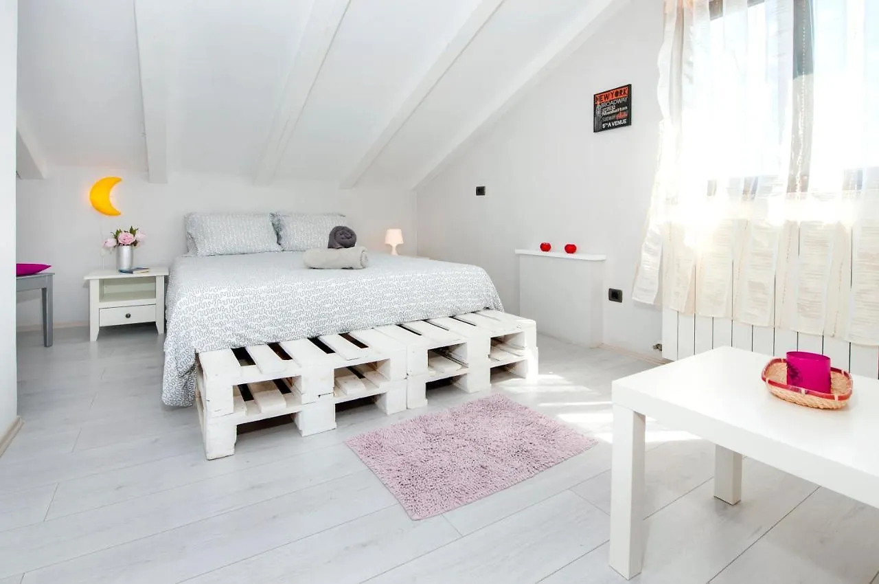 Apartment Camelia Rovinj 0*,